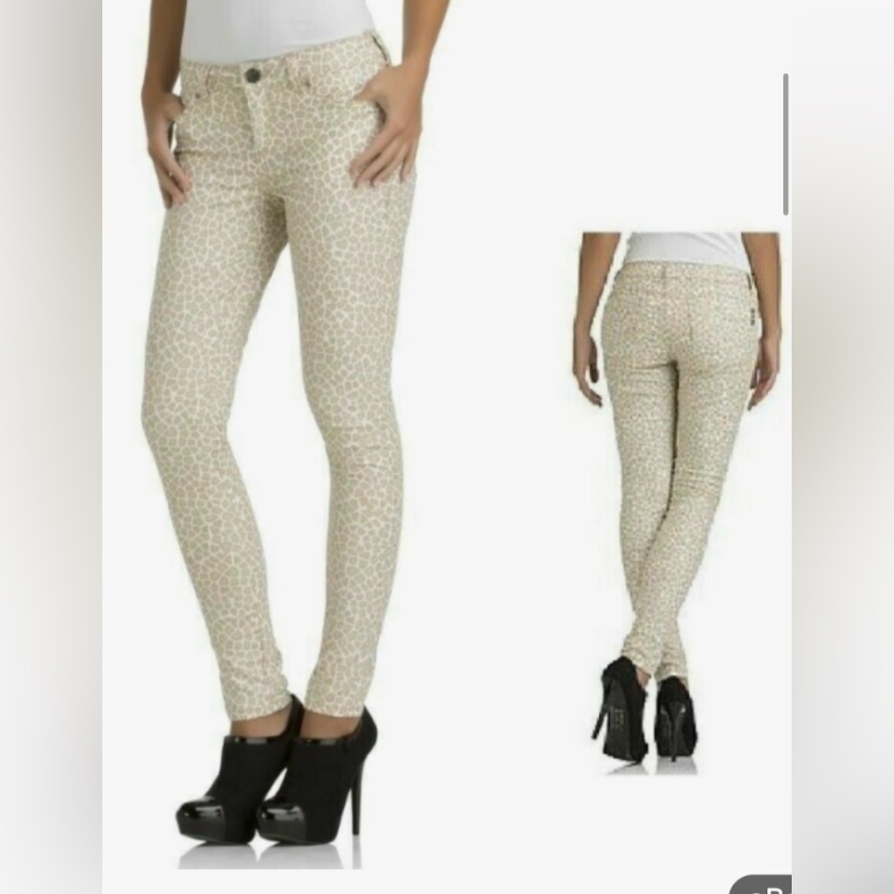 KARDASHIAN KOLLECTION KIM STUDDED ANIMAL PRINT Skinny Jeans 8